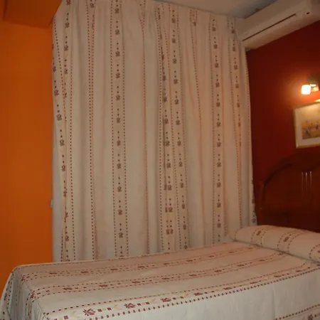 Hostal Residencia Castilla-2