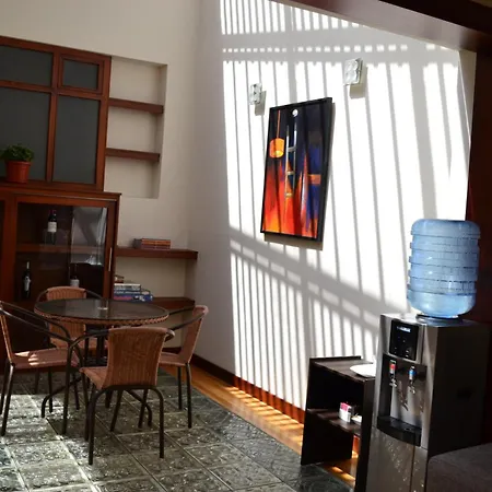 Hostal Casa de Lidice-3