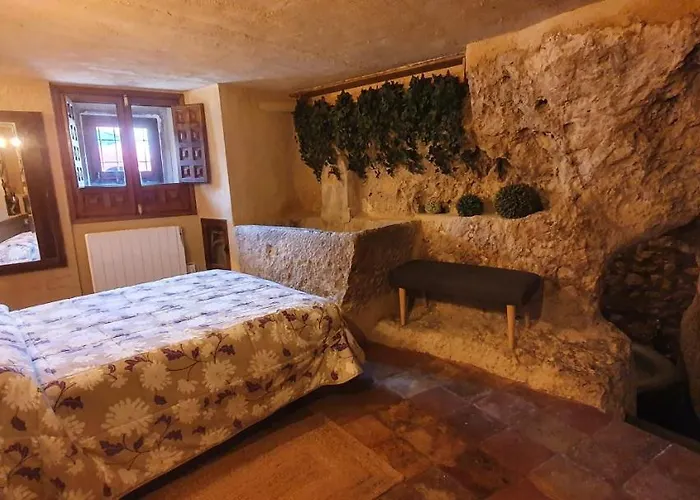 La Cueva De Casa Botes